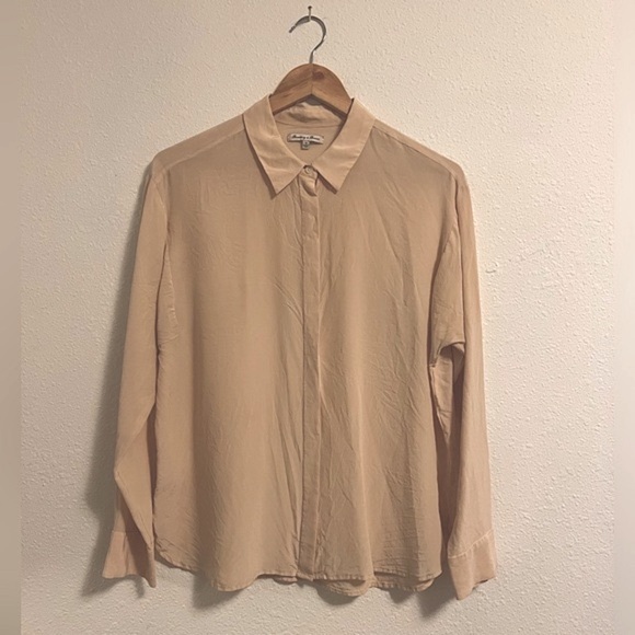 Madewell silk top size M - light straw color - Picture 1 of 10
